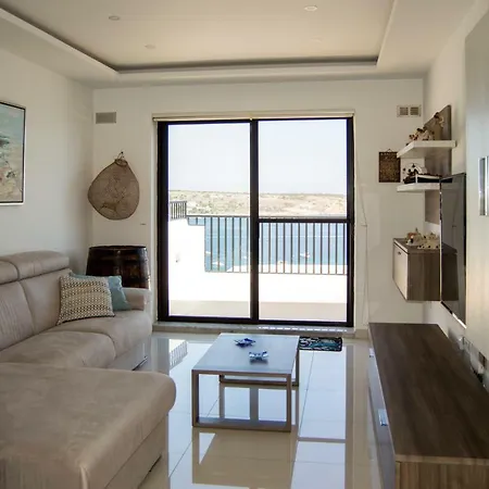Modern Penthouse, Close To Sandy Beach * Mellieħa
