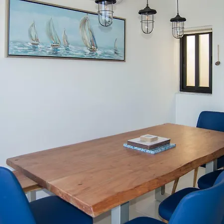 Modern Penthouse, Close To Sandy Beach Apartamento *