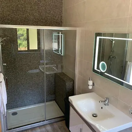 Modern Penthouse, Close To Sandy Beach Apartamento