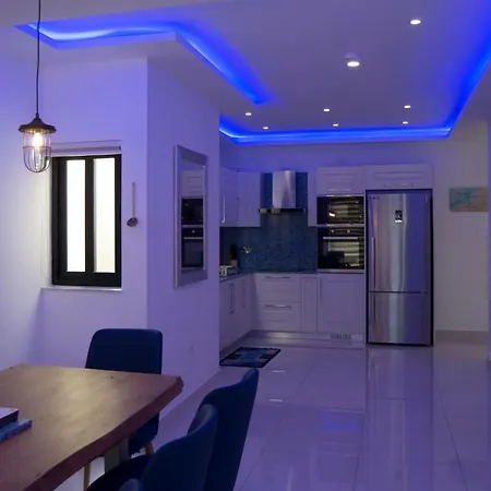 Appartamento Modern Penthouse, Close To Sandy Beach *