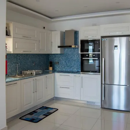 Modern Penthouse, Close To Sandy Beach Апартаменты
