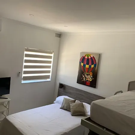 Апартаменты Modern Penthouse, Close To Sandy Beach Меллиеха
