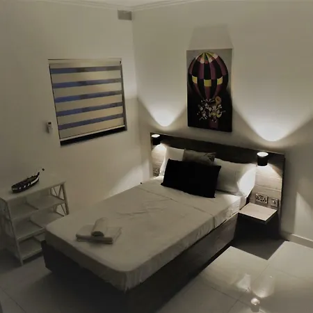 Modern Penthouse, Close To Sandy Beach * Меллиеха